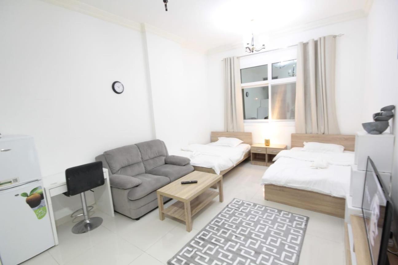 Al Fahad 2 Small Rooms For Men Tecom Dubai Buitenkant foto